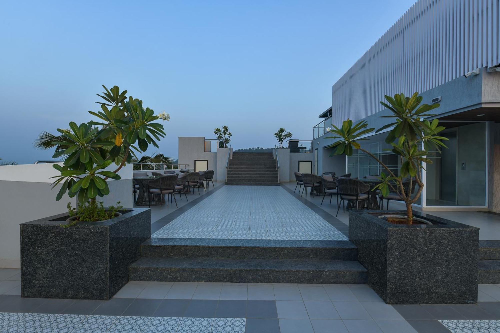 Meritas Auberge Calangute Goa Luaran gambar